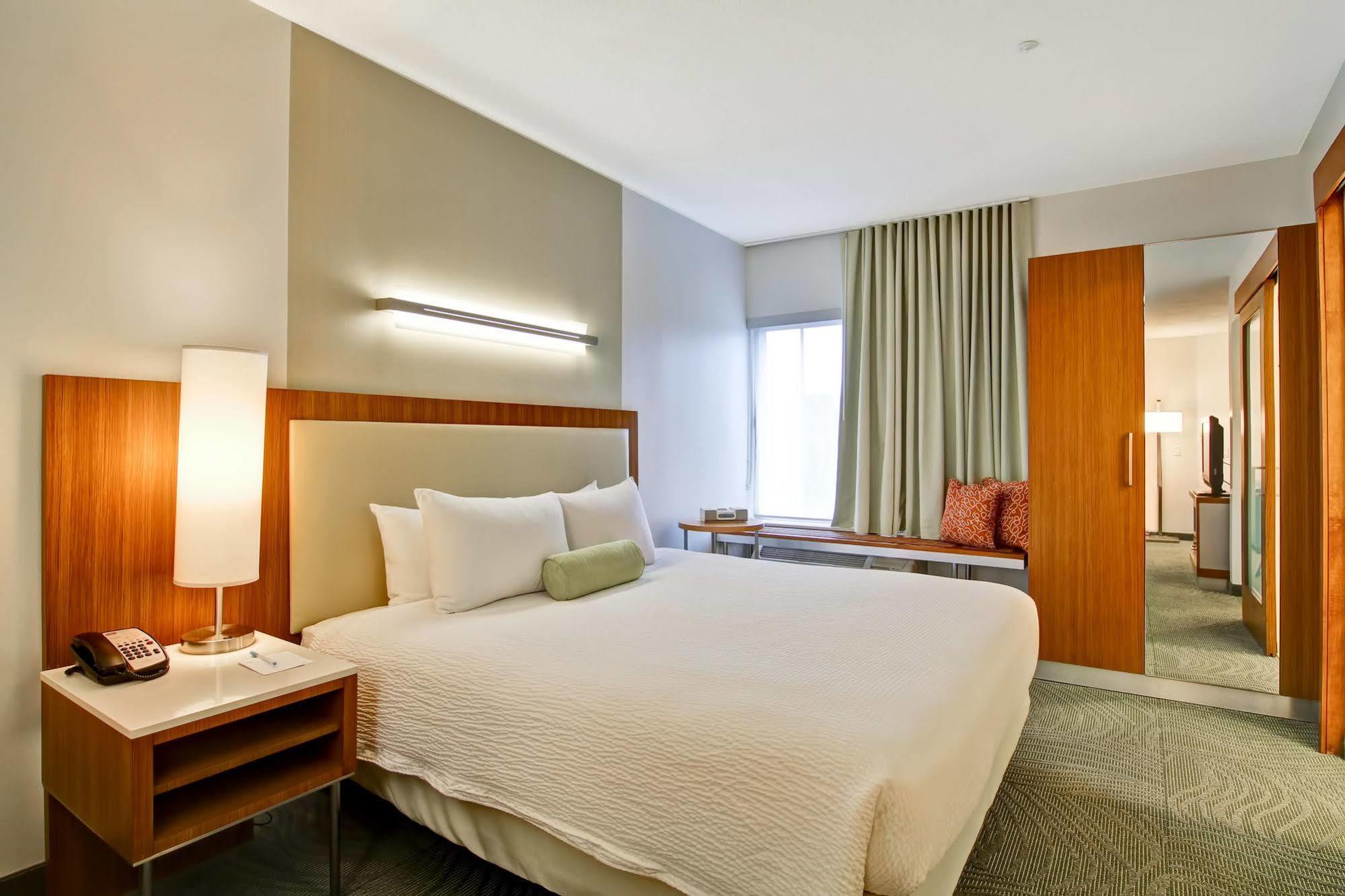 Springhill Suites Tallahassee Central Extérieur photo